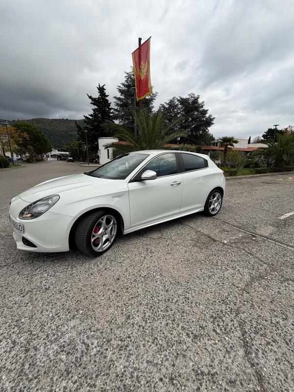 Alfa Romeo - Giulietta - 2.0
