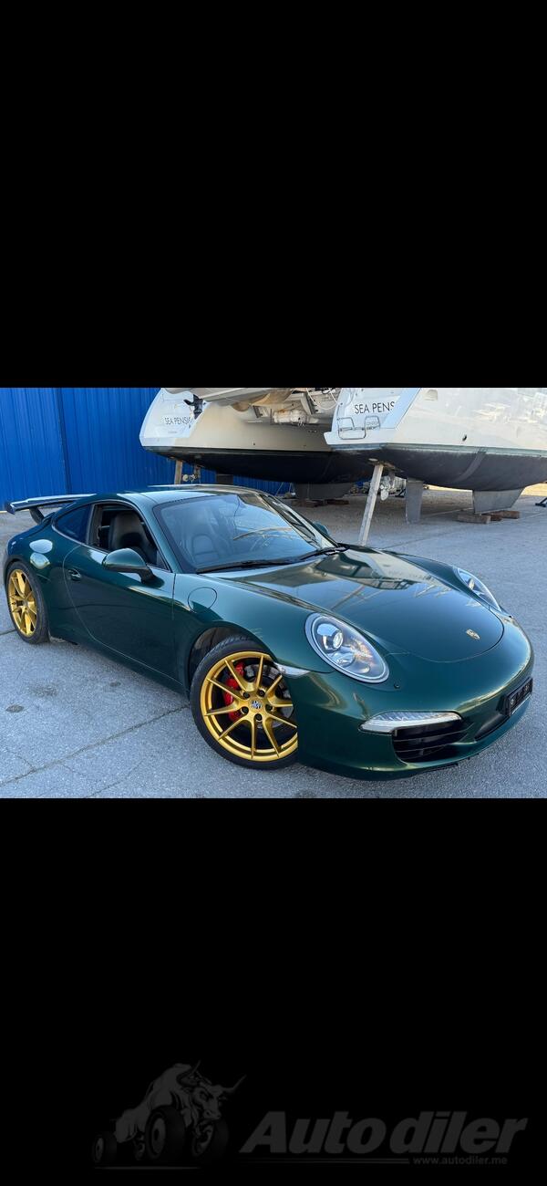 Porsche - 911 - Carrera S