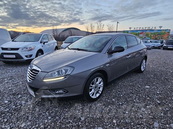 Lancia - Delta - 1.4 I