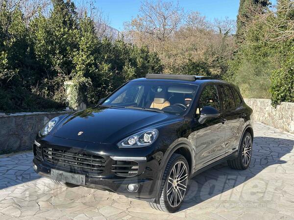 Porsche - Cayenne - 3.0 v6
