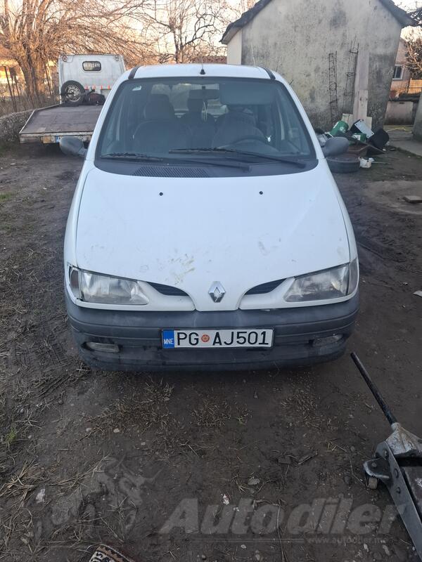 Renault - Megane - 1.9td