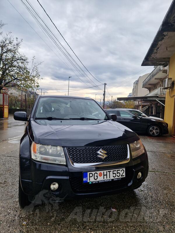 Suzuki - Grand Vitara - 2.4 Benzin