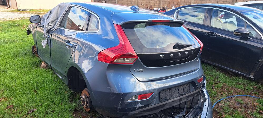 Volvo - V40 - 1.6 HDI 72kw