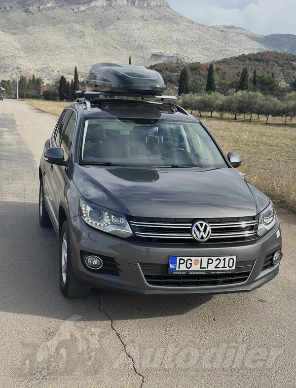 Volkswagen - Tiguan - 2.0 TSI