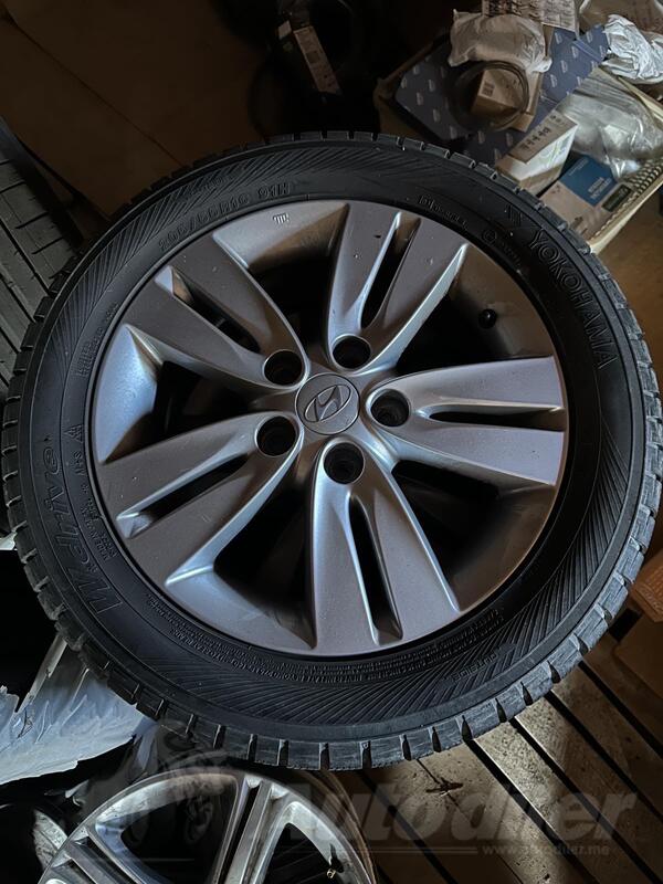 Fabričke rims and YOKOHAMA tires