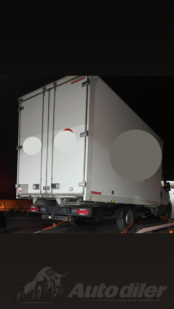 Iveco - Furgon 4.5 m