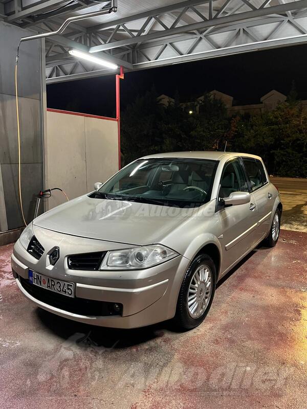 Renault - Megane - 1,6 16V Benzin, Automatic