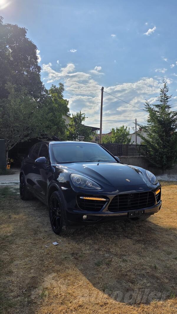 Porsche - Cayenne - 4.8 TURBO