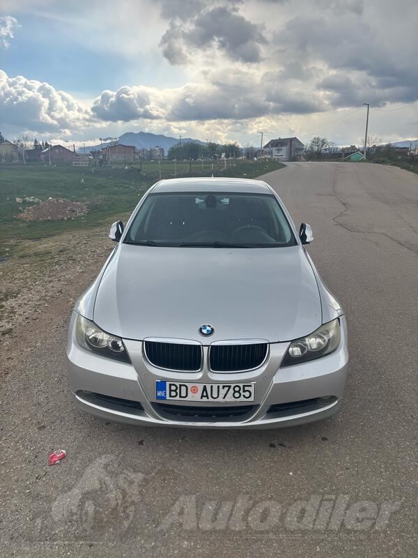 BMW - 320 - 320D