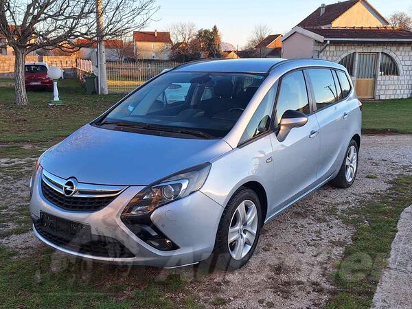 Opel - Zafira Tourer - 1.6