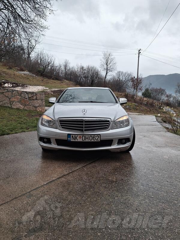 Mercedes Benz - C 220 - c200