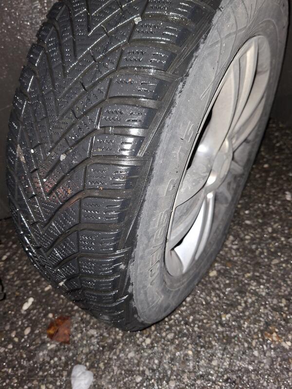 Fabričke felne i verdesten gume