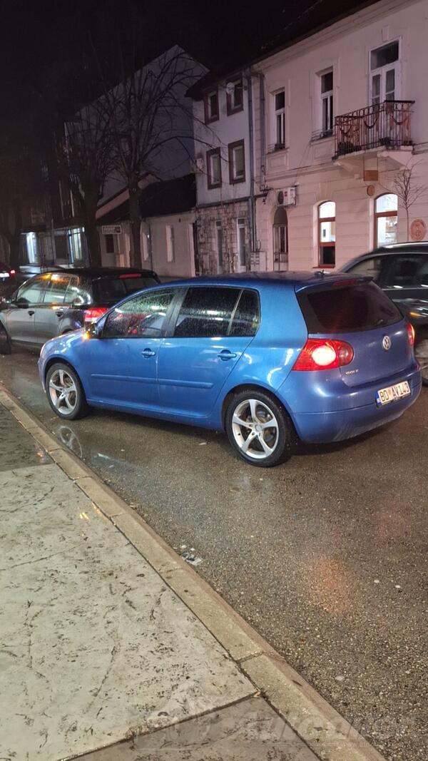 Volkswagen - Golf 5 - 2.0 sdi