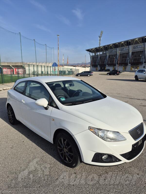 Seat - Ibiza - 2011