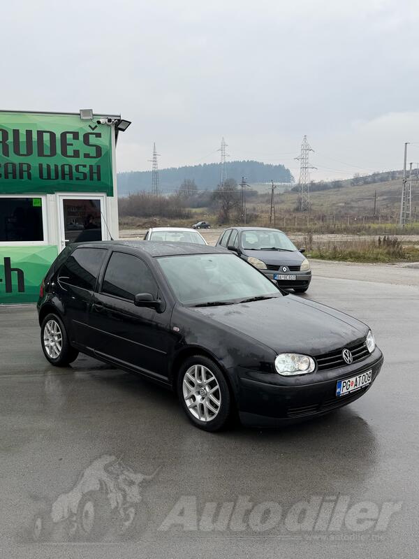 Volkswagen - Golf 4 - 1.9