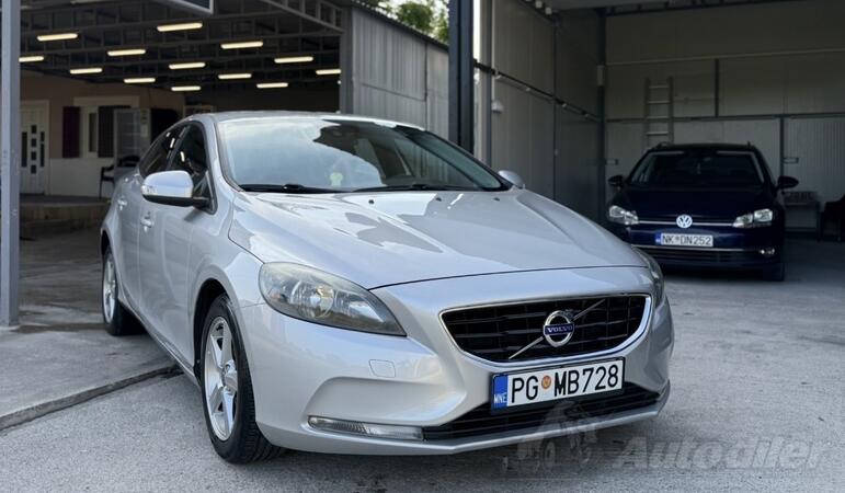 Volvo - V40 - 1.6