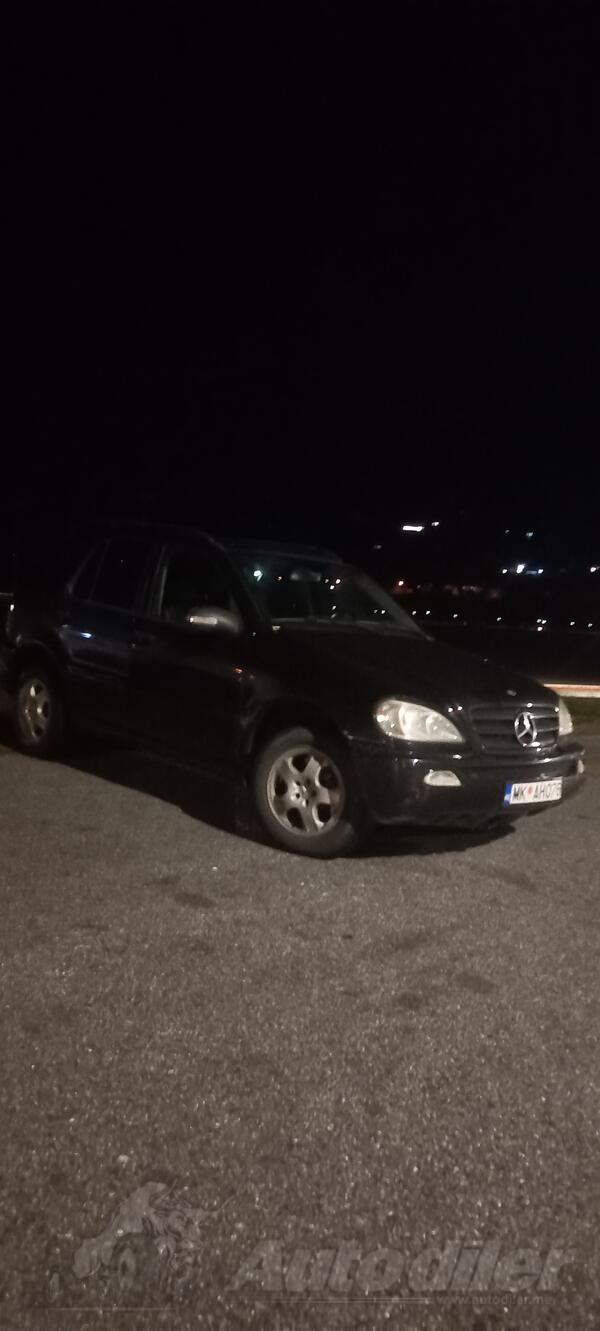 Mercedes Benz - ML 270 - 2.7