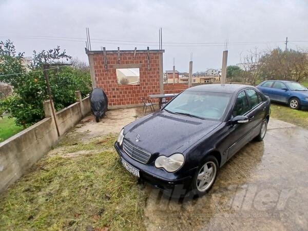 Mercedes Benz - C 200 - 200 cdi