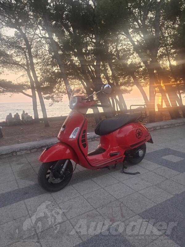 Piaggio - vespa gts
