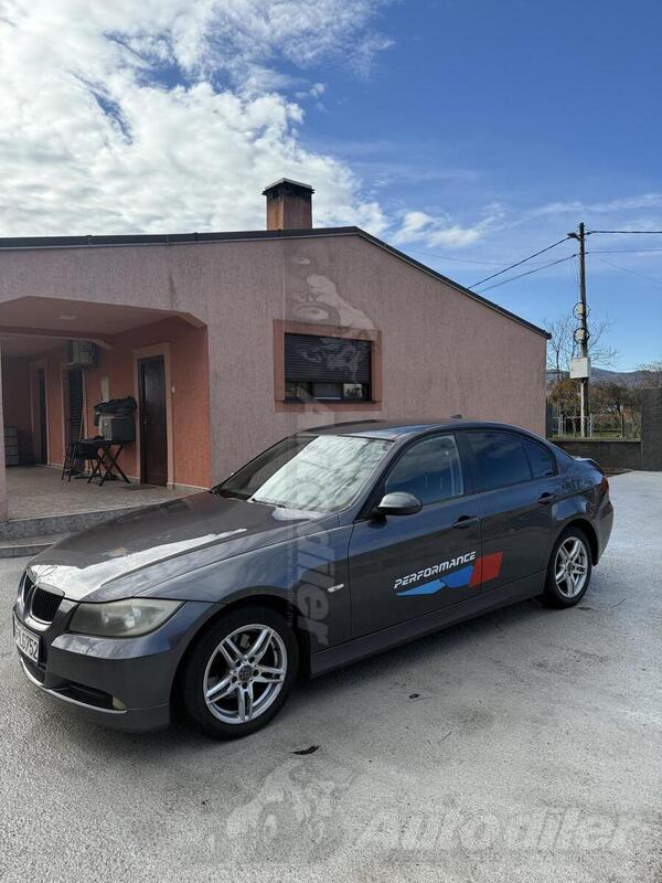 BMW - 320 - 2.0