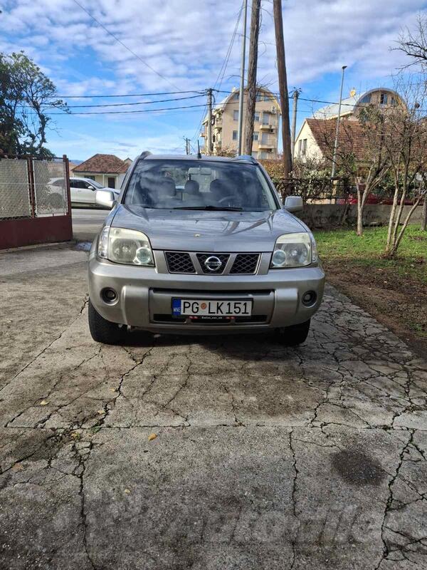 Nissan - X-Trail - 2.2