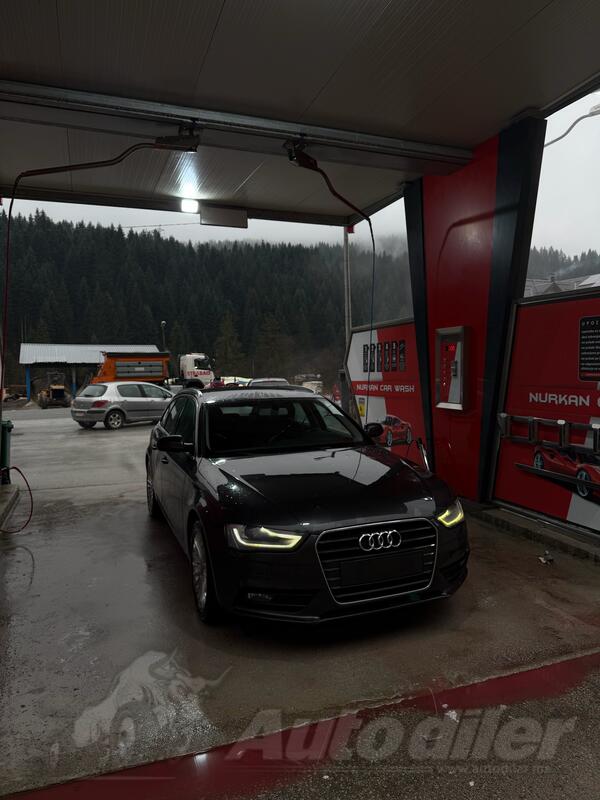 Audi - A4 - 2.0