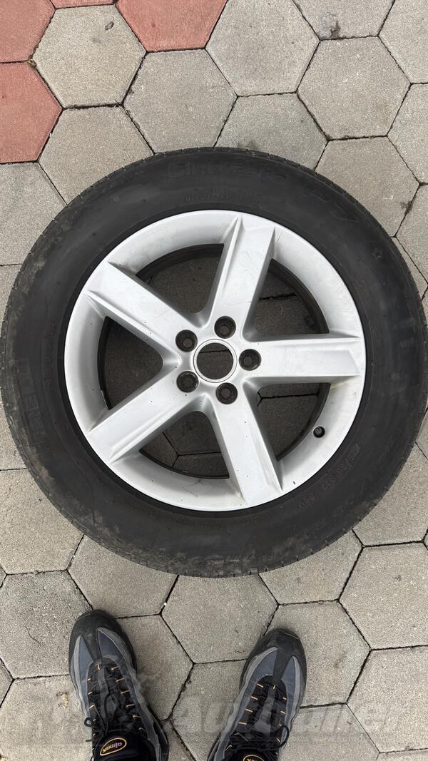 Ostalo rims and pirelli tires