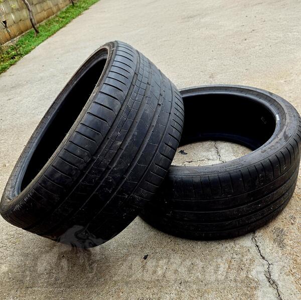 Pirelli - P-ZERO-315 /30 R22 - Summer tire