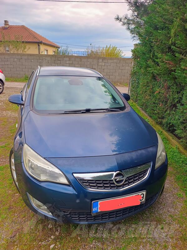 Opel - Astra - 1.7 CDTI Sports Tourer