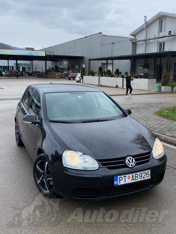 Volkswagen - Golf 5 - 1.9 TDI
