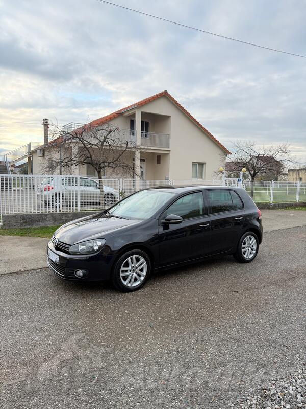 Volkswagen - Golf 6 - 2.0 TDI HIGHLINE