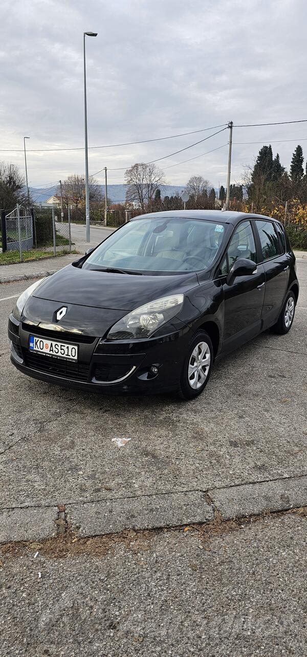 Renault - Scenic - 1.5dci