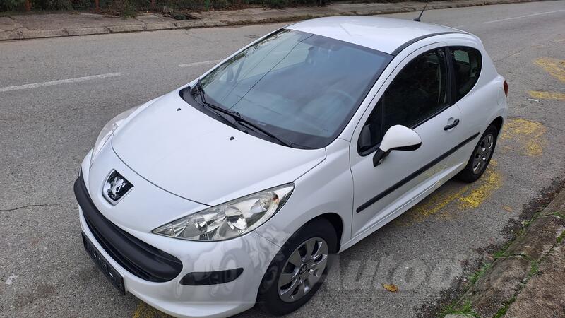 Peugeot - 207 - 1.5 HDI