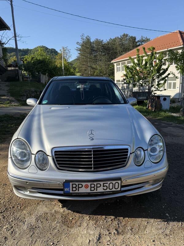 Mercedes Benz - E 220 - 2200