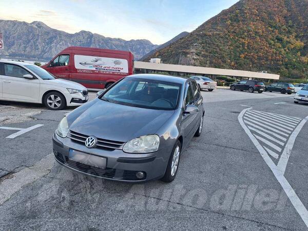 Volkswagen - Golf 5 - 1.9 TDI