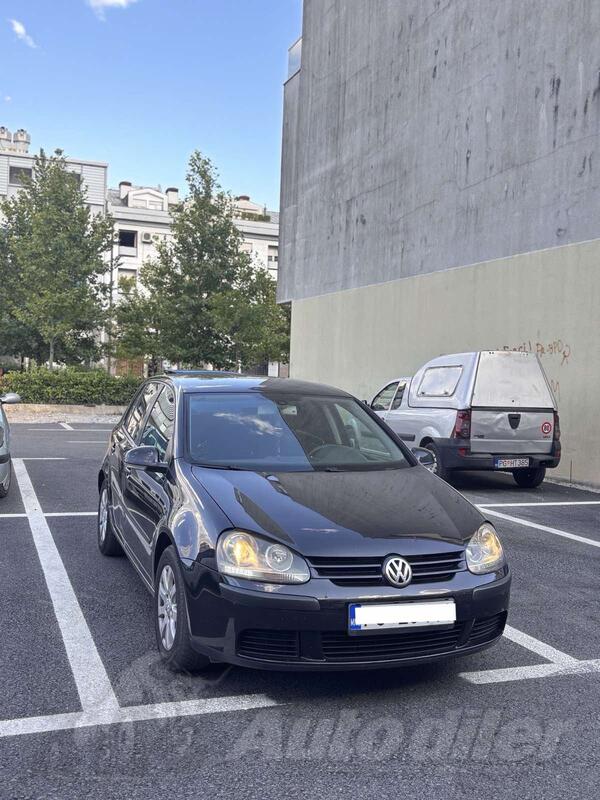 Volkswagen - Golf 5 - 1.9 TDI