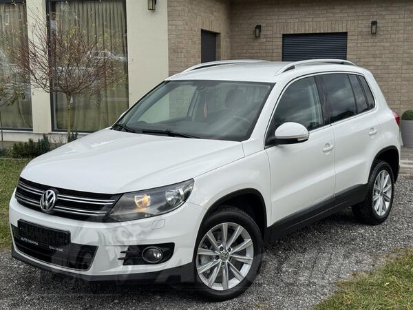 Volkswagen - Tiguan - 2.0 TDI 103kw DSG 4x4 2012 !
