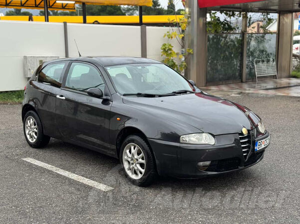 Alfa Romeo - 147 - 1.9