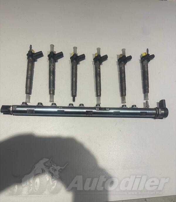 Püskürtme memeleri za Automobile - BMW - 530    - 2012