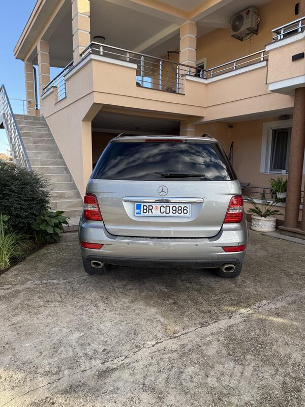 Mercedes Benz - ML 300 - 3.0
