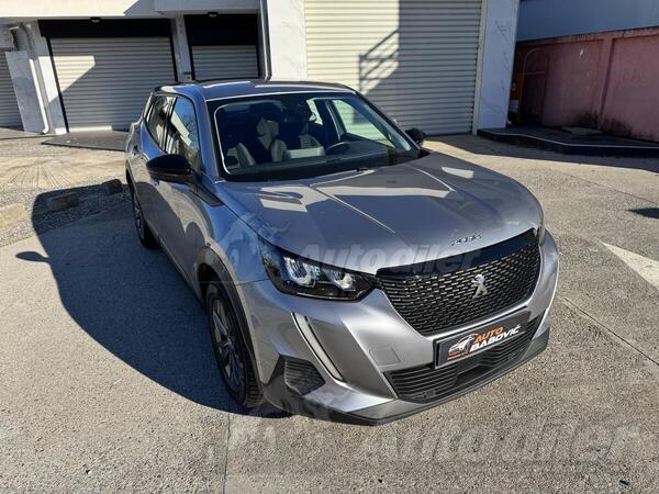 Peugeot - 2008 - 1.2 AUTOMATIC