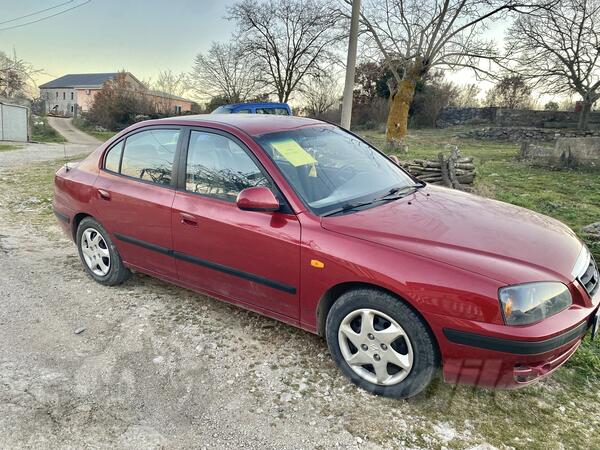 Hyundai - Elantra - 2.0