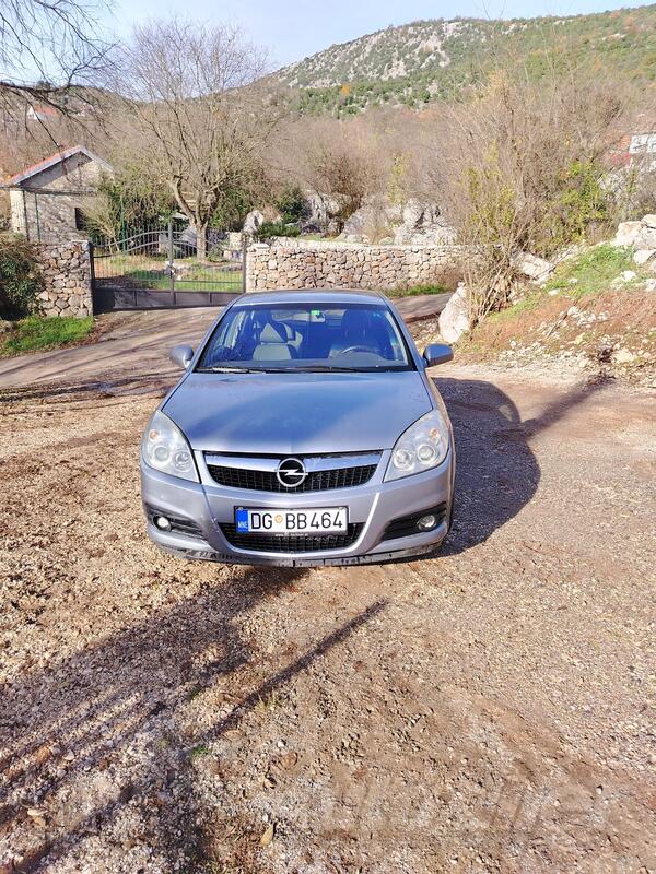 Opel - Vectra - 2.2 Direct