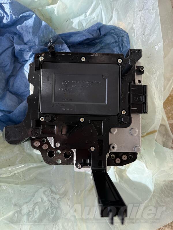 Merkezi kilit za Volkswagen - Passat B6    - 2007