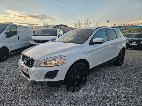 Volvo - XC 60 - 2.0 D4