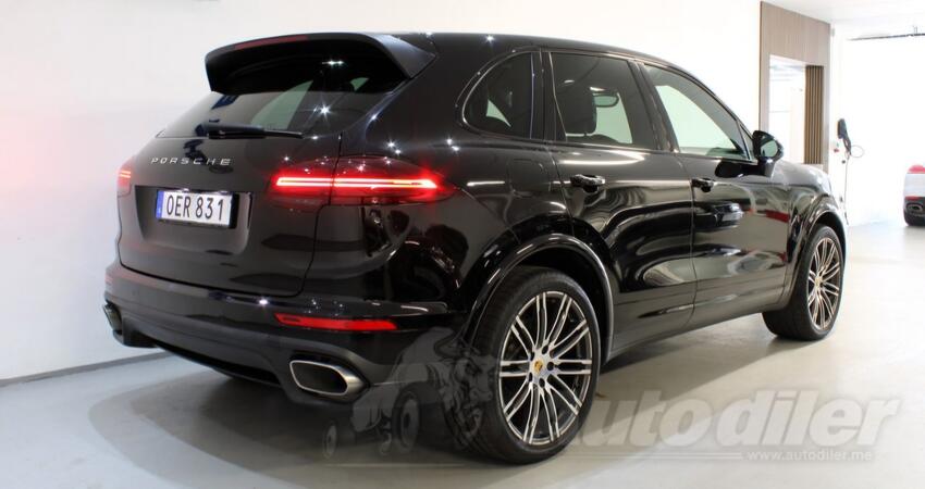 Porsche - Cayenne - 3.0 Platinum Edition