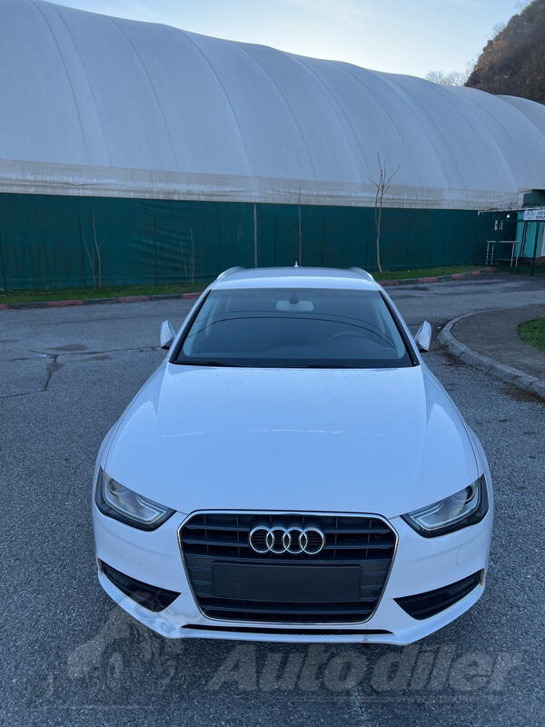 Audi - A4 - 2.0