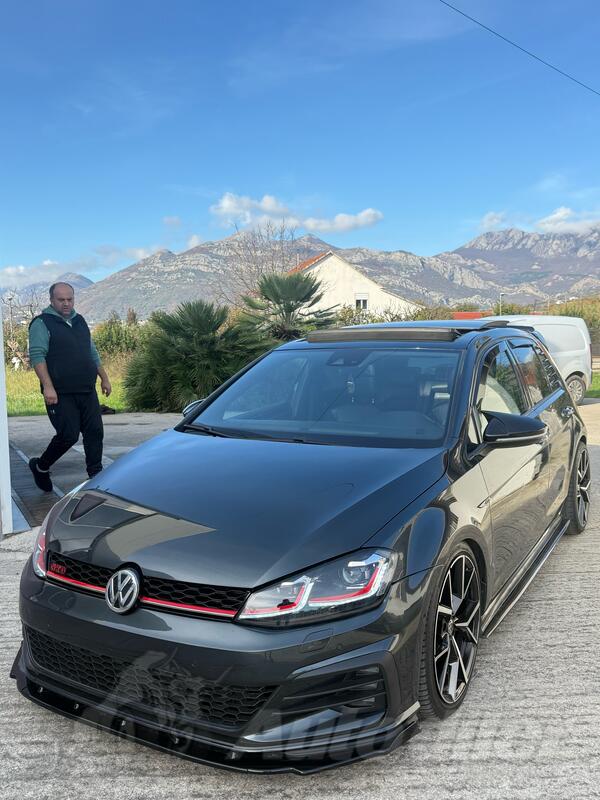 Volkswagen - Golf 7 - 2.0