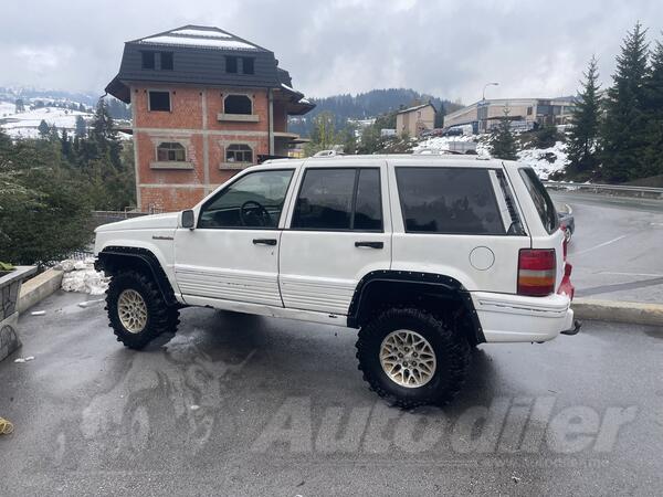 Jeep - Grand Cherokee - 5.2 benz
