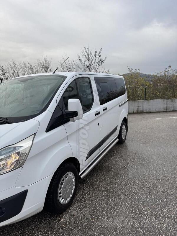 Ford - COSTOM 2.2 TDCI